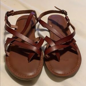 american eagle sandals. size 6.